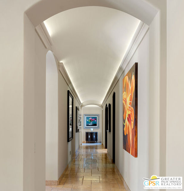 3 Coronado Court, Rancho Mirage CA: https://media.crmls.org/mediaz/71e242bb-9bd1-4264-b3ea-f3fa926453e1.jpg