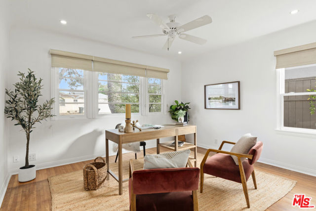 1741 Pier Avenue, Santa Monica CA: https://media.crmls.org/mediaz/71e2c626-2fc8-4ea2-9a12-939b5fc55f69.jpg