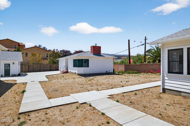 181 197 Klamath Street, Ventura CA: https://media.crmls.org/mediaz/71e33aba-64d0-4fd8-be64-d07e5ee67948.jpg