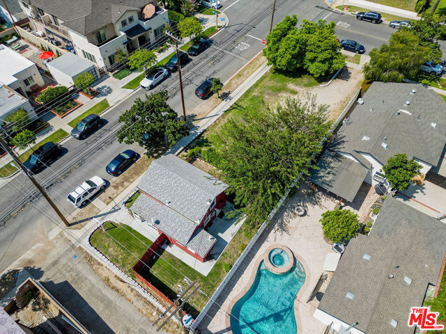 114 North Kenneth Road photo 6