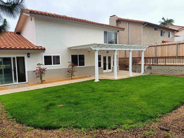 662 E J St, Chula Vista CA: https://media.crmls.org/mediaz/71e418ac-c299-4892-9c79-2e8ba3e88110.jpg