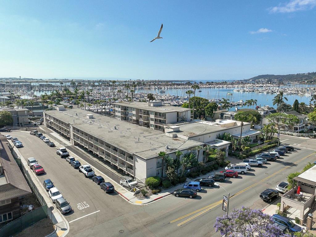 1021 Scott St - photo 14