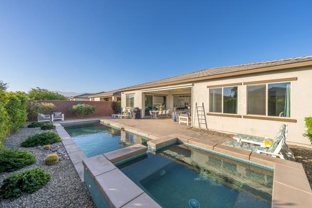 Image 30 of 40 For 50460 Monterey Canyon Drive
