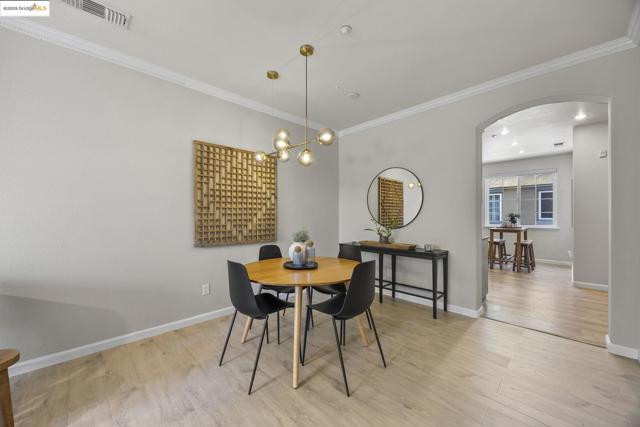 8892 Bellina Commons, Dublin CA: https://media.crmls.org/mediaz/71e5d1fc-4327-48ed-a704-a785cb54f9a6.jpg