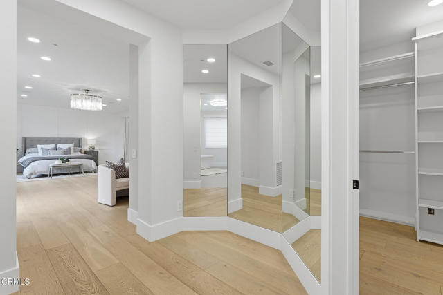 Detail Gallery Image 29 of 54 For 550 Unique Ln, Simi Valley,  CA 93065 - 5 Beds | 5/1 Baths