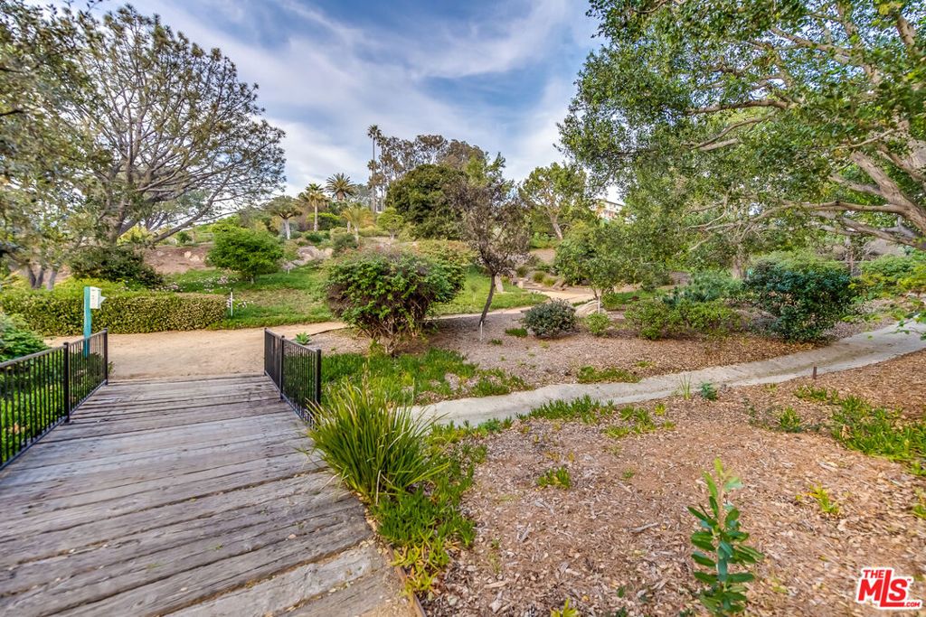 MLS #25625691 image #21