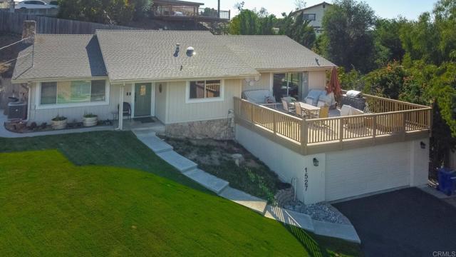 Image 4 of 41 For 1527 Calavo Drive