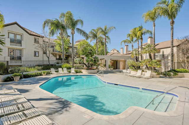 24145 Del Monte Drive, Valencia CA: https://media.crmls.org/mediaz/71e913d9-a196-4c41-85e2-9f89adcd3a18.jpg