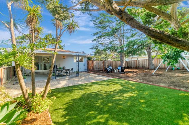 3300 Plateau Drive, Belmont CA: https://media.crmls.org/mediaz/71ea03e6-42fe-4b64-a469-b9ae86360905.jpg