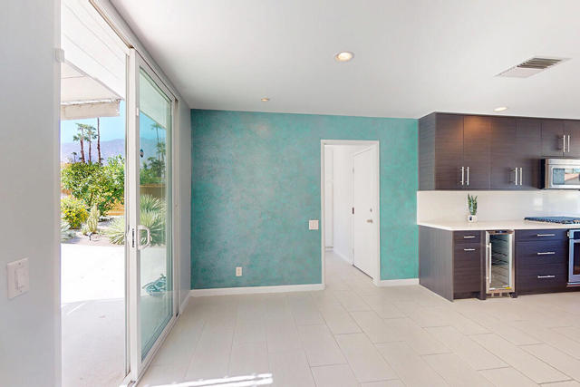 2963 E Orella Circle, Palm Springs, CA 92264