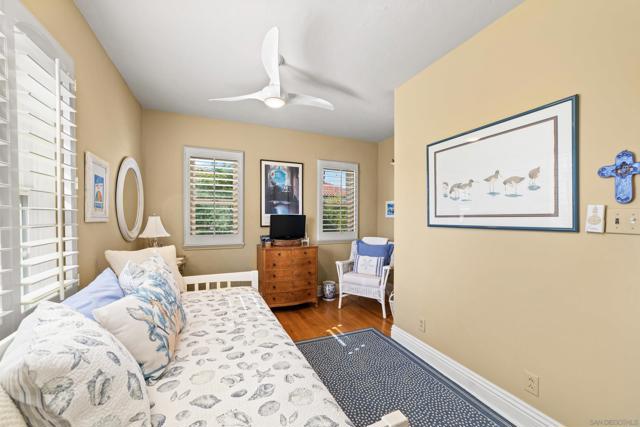 625 4th Street, Coronado CA: https://media.crmls.org/mediaz/71ec12a7-a37f-4be0-ba88-e1d395213694.jpg