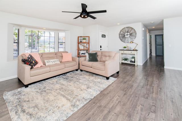 23912 Benito Way, Ramona CA: https://media.crmls.org/mediaz/71ec472c-7790-4585-8363-e4f7e01ccf13.jpg