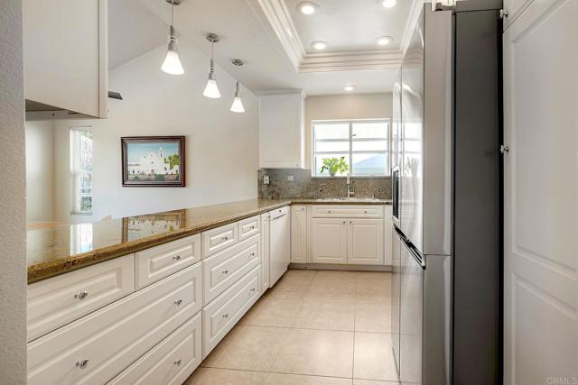 Detail Gallery Image 12 of 34 For 4619 Park Dr, Carlsbad,  CA 92008 - 2 Beds | 2 Baths