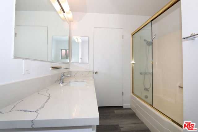 76983 California Drive, Palm Desert CA: https://media.crmls.org/mediaz/71eda581-c44c-4ef6-98b6-01ed72f58731.jpg