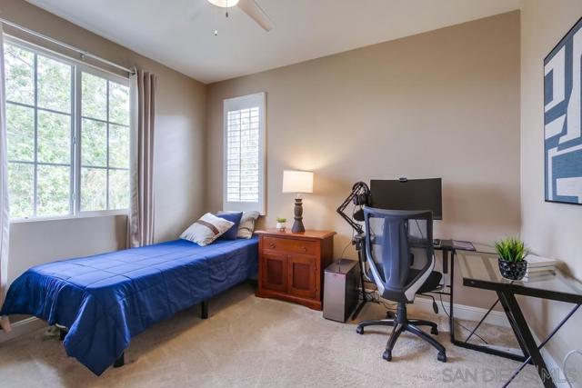 15624 VIA MONTECRISTO, San Diego CA: https://media.crmls.org/mediaz/71ede8eb-4ce3-4a7e-8b72-ac8ab8eed0f4.jpg
