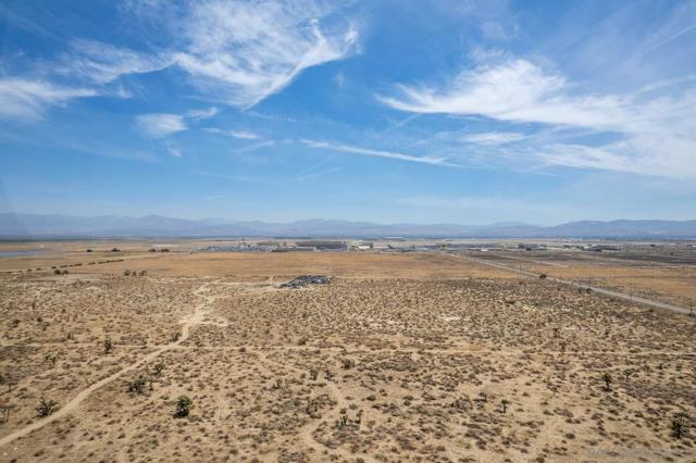 0 TBD, Palmdale CA: https://media.crmls.org/mediaz/71f02216-ab98-4957-985c-89d4a0b31c02.jpg