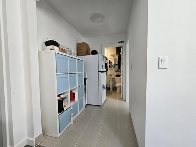31163118 23rd Street, San Francisco CA: https://media.crmls.org/mediaz/71f065b5-f474-40c9-a21b-4085262f06c6.jpg
