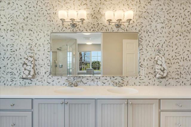410 Monterey, Capitola CA: https://media.crmls.org/mediaz/71f1c660-5975-447b-afa7-cfe4ea10fbfd.jpg