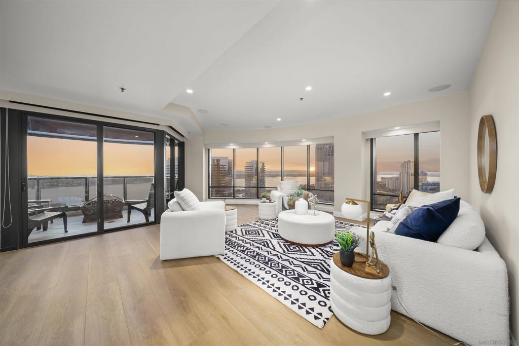 100 Harbor Dr - photo 6