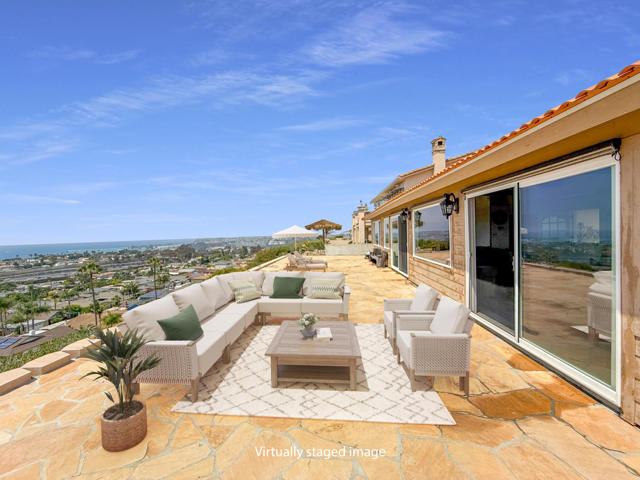 4103 Calle Bienvenido, San Clemente CA: https://media.crmls.org/mediaz/71f278e9-8789-42fa-b110-e871dfe3b5b6.jpg