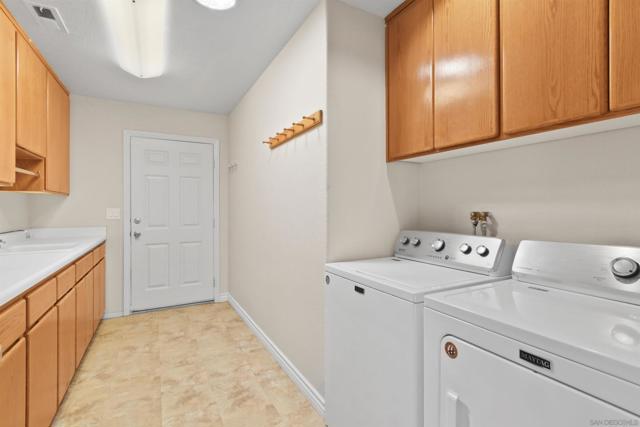 3165 Torreon Dr, Alpine CA: https://media.crmls.org/mediaz/71f34546-187e-40b9-a431-863e006380ae.jpg