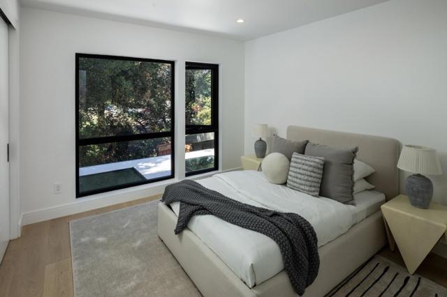 3618 Laguna Avenue, Palo Alto CA: https://media.crmls.org/mediaz/71f35ccc-7c22-4ac1-bfbf-5484785e2cc6.jpg