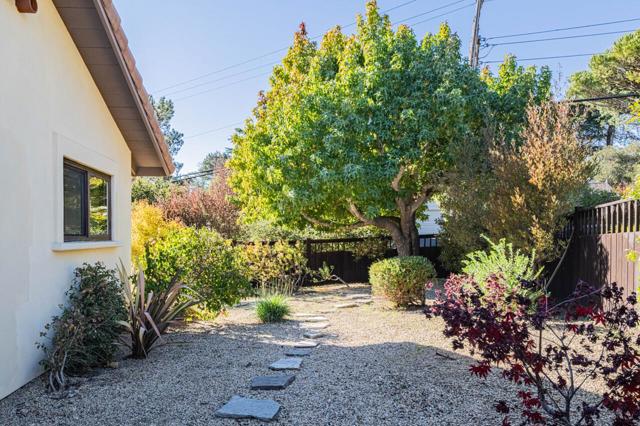 25685 Morse Drive, Carmel CA: https://media.crmls.org/mediaz/71f38e50-09d3-4d1d-b39d-e39e2b2fa3a8.jpg