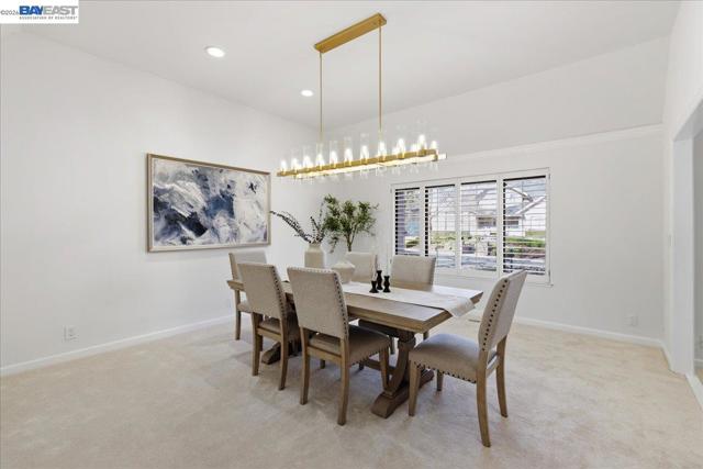 Image 20 of 60 For 5212 Blackhawk Dr