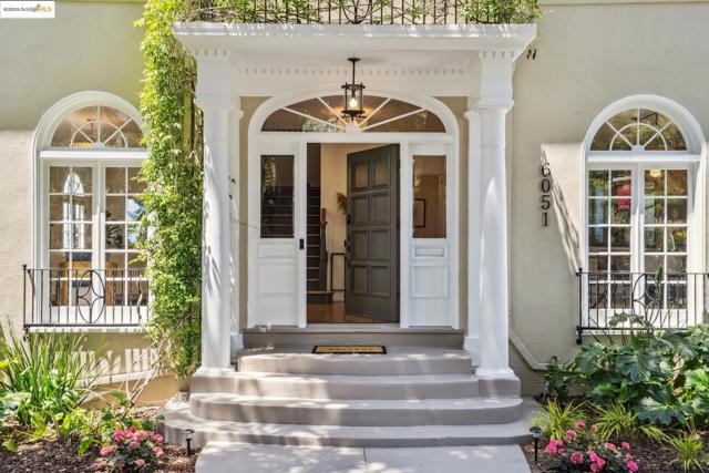 6051 MARGARIDO Dr, Oakland CA: https://media.crmls.org/mediaz/71f5c266-9008-4356-8fac-c7a1f4527ced.jpg