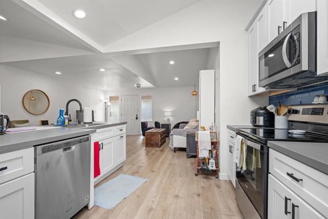 Detail Gallery Image 11 of 23 For 5369 Saxon St, San Diego,  CA 92115 - 4 Beds | 2 Baths