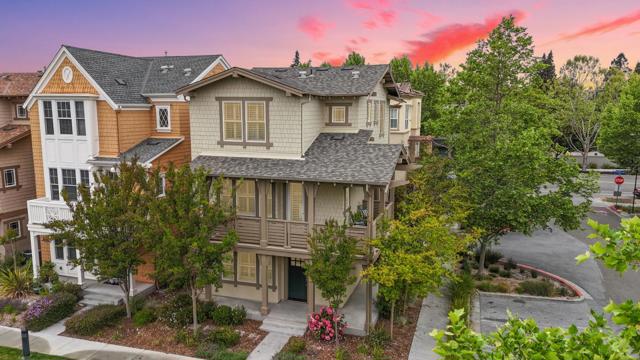 311 Geary Way, Mountain View CA: https://media.crmls.org/mediaz/71f6ee82-880c-4319-b853-79440b7e2f5c.jpg