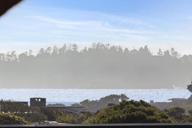 2830 14th Avenue, Carmel CA: https://media.crmls.org/mediaz/71f6f7d7-9f32-477b-a78f-8188cd84fce6.jpg