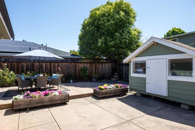 1949 Brittan Avenue, San Carlos CA: https://media.crmls.org/mediaz/71f88e5a-2986-46ae-b244-d80882d1928a.jpg