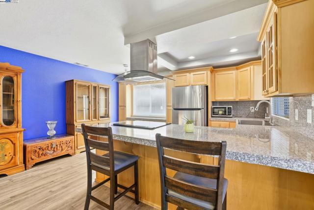 Image 13 of 33 For 9436 Bravo Way