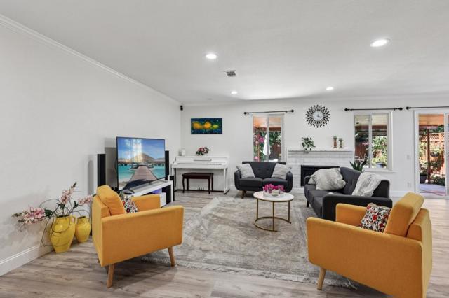 5195 Calicowood Place, San Jose CA: https://media.crmls.org/mediaz/71fa2a31-2b5b-45a9-911f-9def77303bd1.jpg