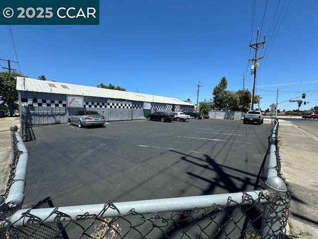 201 Ohara, Oakley CA: https://media.crmls.org/mediaz/71fa42a4-757a-40d2-97af-29f73b13ab13.jpg
