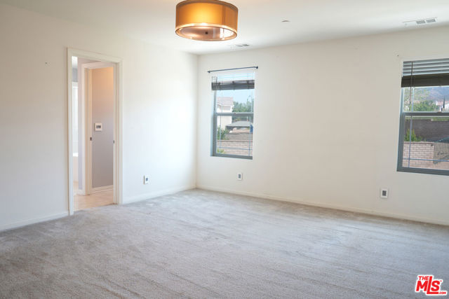 2732 Hemlock Road, Palmdale CA: https://media.crmls.org/mediaz/71fb0401-d182-4928-abfe-82d4009c8758.jpg