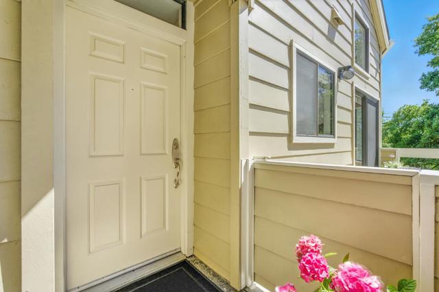 1090 Shoreline Drive, San Mateo CA: https://media.crmls.org/mediaz/71fbc604-5db7-4ce5-8a6a-927860a7b3dd.jpg
