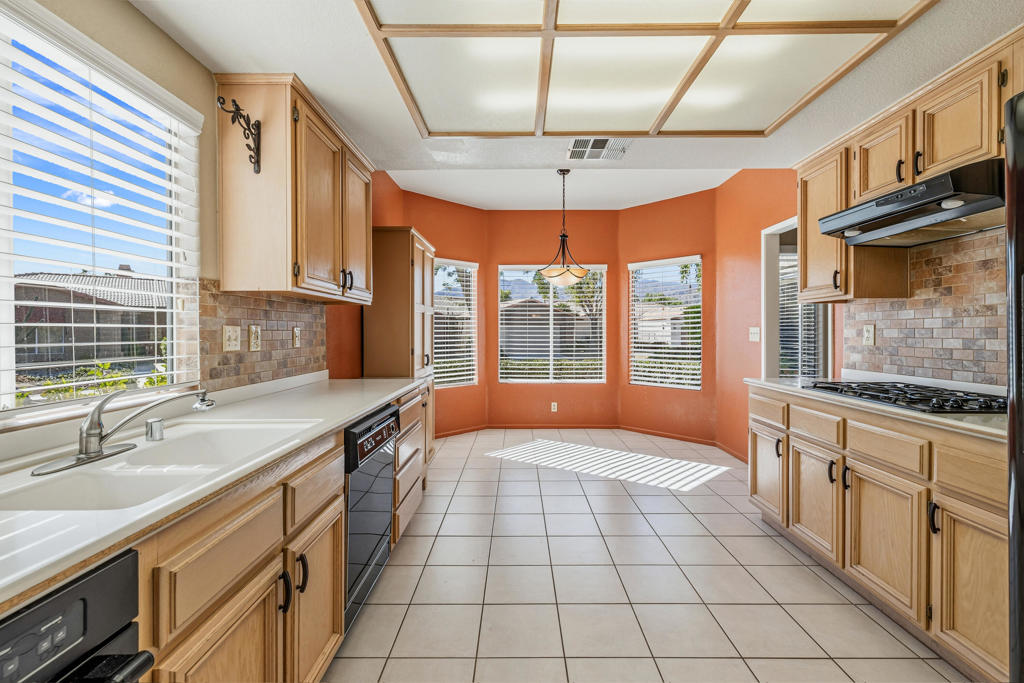 MLS #219137397DA image #16