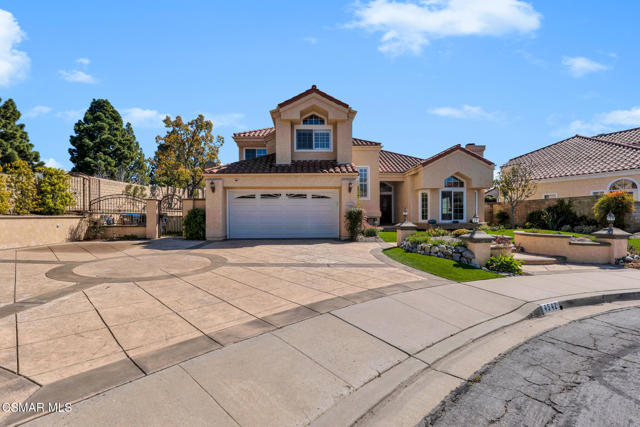 4542 Skidmore Court, Moorpark CA: https://media.crmls.org/mediaz/71fc2d87-f65b-4650-9186-56266f1c499f.jpg