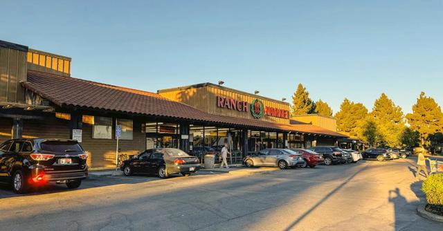 34114 Chamberlain Terrace, Fremont CA: https://media.crmls.org/mediaz/71fc7120-11b1-416e-9640-b54ec1c40b2d.jpg