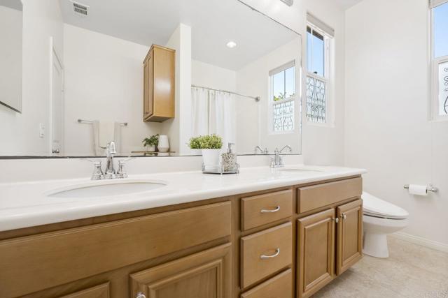 10511 Monterey Ridge Drive, San Diego CA: https://media.crmls.org/mediaz/71fd6f40-4464-4135-9e24-c5dca71efdb6.jpg