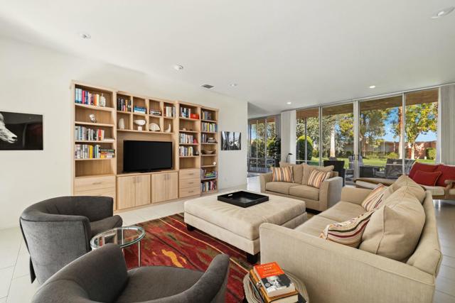 47360 Jadida Avenue, Palm Desert CA: https://media.crmls.org/mediaz/71fd8eb4-6f5e-486d-9470-e48e3227f5fe.jpg