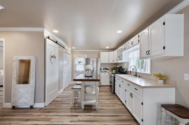 22 Heiner Road, Watsonville CA: https://media.crmls.org/mediaz/71fd9237-b98b-4585-83cf-80003539f331.jpg