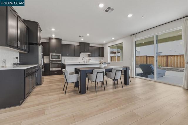 Image 6 of 55 For 5409 Spring Mountain Ln