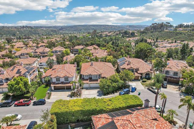 4961 Concannon Ct, San Diego CA: https://media.crmls.org/mediaz/71fe40eb-1ad3-4a55-b7f6-f147aadbd4ac.jpg