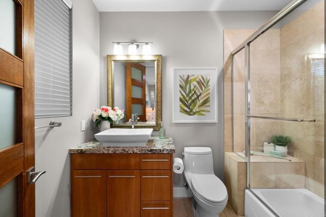 Detail Gallery Image 27 of 40 For 614 Ocean View Ave, Encinitas,  CA 92024 - 4 Beds | 4/1 Baths