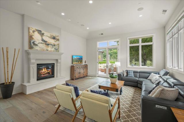 17435 Phillips Avenue, Los Gatos CA: https://media.crmls.org/mediaz/71fe8f0b-649a-43b0-85ab-9f442193090a.jpg