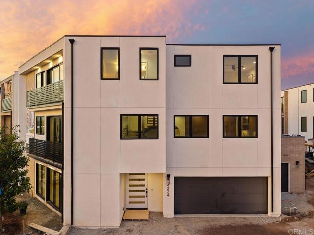 Detail Gallery Image 34 of 41 For 4224 Tonopah Ave, San Diego,  CA 92110 - 3 Beds | 3/1 Baths