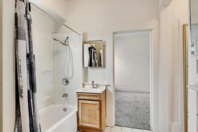 0 Broadway, Santa Cruz CA: https://media.crmls.org/mediaz/71ff7de9-d8c7-47f0-9926-1e5b26303af0.jpg